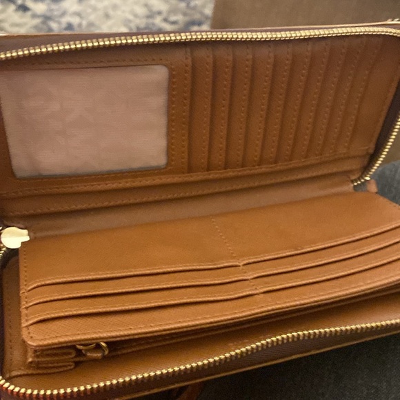 MICHAEL Kors women’s wallet - Picture 3 of 6